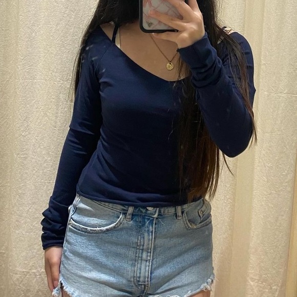 Brandy Melville top - Picture 4 of 4